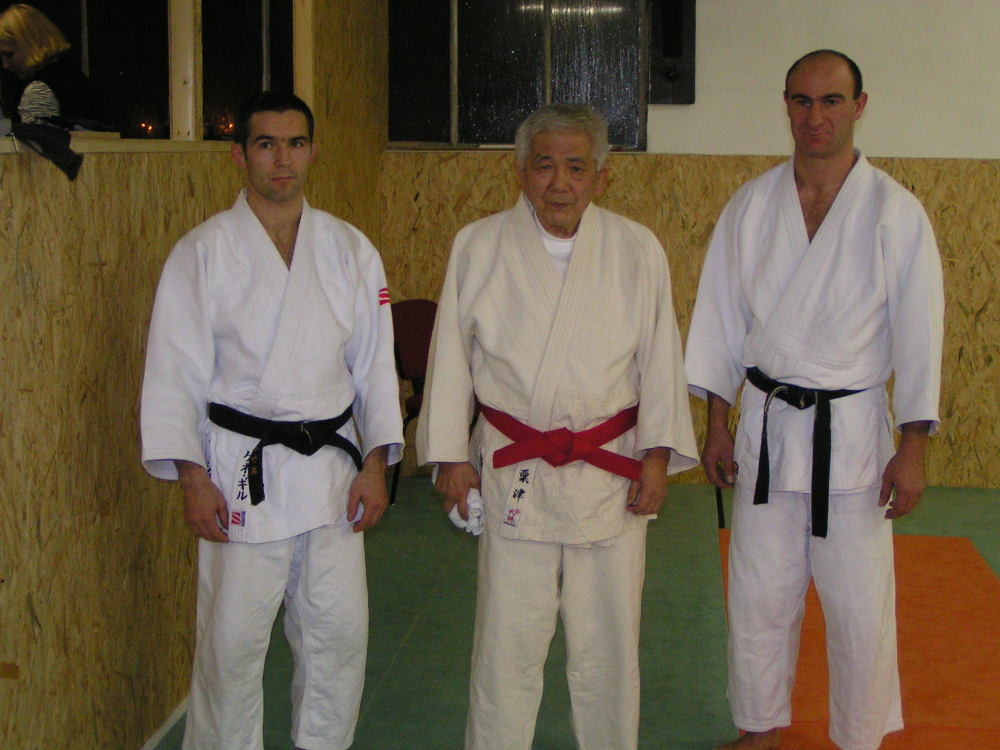 Maître Awazu avec Gilles et Yves Marie